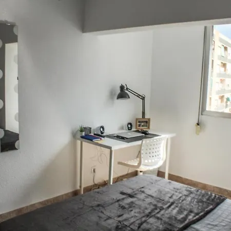 Flat Close To Perfect For Families And Groups - Actor Mauri 18 Appartamento *